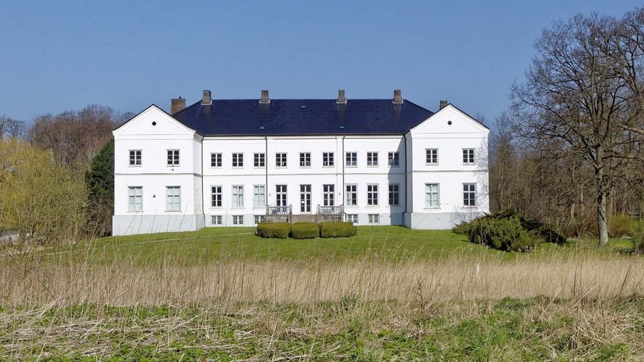 Windeby, Herrenhaus; (c) Pelz/Wikipedia