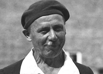 Martin Luserke 1931 auf Juist - Quelle: Privatarchiv Peter Dudek via Wikipedia